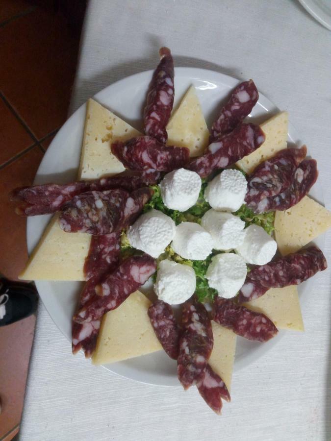 Santa Giusta Villa Picinisco Eksteriør billede